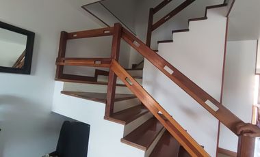 CASA EN CODOMINIO CERRADO CHIA