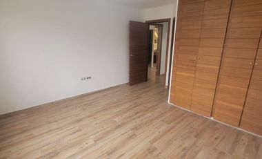 Casa en alquiler de 4 dormitorios en Urbanización Las Pirámides – Samborondón