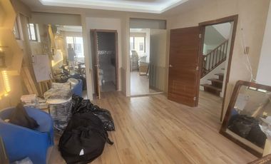 Casa en alquiler de 4 dormitorios en Urbanización Las Pirámides – Samborondón