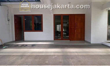 rumah kebayoran baru siap huni