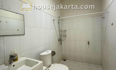 rumah kebayoran baru siap huni
