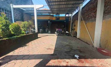 Dijual via lelang rumah di buyut ngungseng Gedangan Sidoarjo