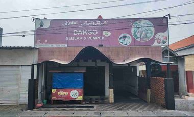 Dijual via lelang rumah usaha di jl pahlawan Sidoarjo