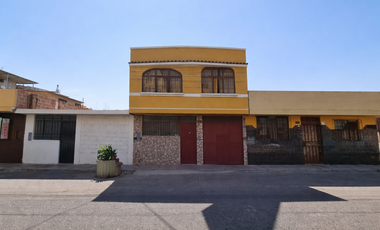 VENDO CASA DE 3 PISOS CERCA AL PARQUE MAGICO, CONO SUR TACNA