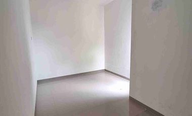 Rumah 2 lantai Bata Merah hanya 700 jutaan dekat stasiun Rawa buntu Tangerang Selatan