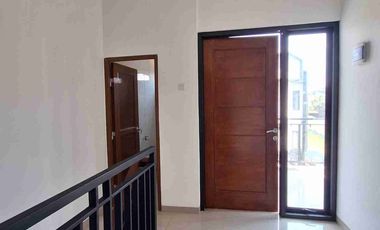 Rumah 2 lantai Bata Merah hanya 700 jutaan dekat stasiun Rawa buntu Tangerang Selatan