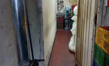 Vendo Amplia Bodega de 3 pisos zona comercial