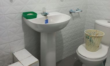 Vendo Amplia Bodega de 3 pisos zona comercial