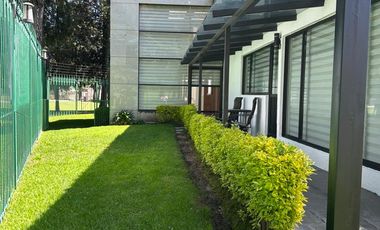 Casa en Venta en San Carlos Metepec