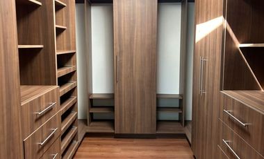 Casa en Venta en San Carlos Metepec