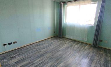 linda casa aislada 4d 3b 2 estacionamientos, valle grande