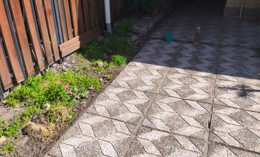 linda casa aislada 4d 3b 2 estacionamientos, valle grande