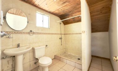 Se arrienda casa 3 piezas, 2 baños, Don Sebastián de Rauquén, Curicó