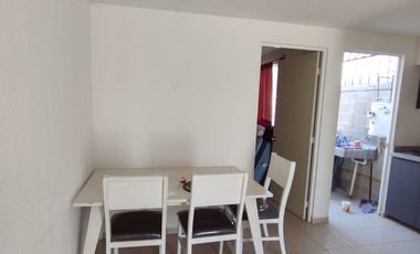 SE RENTA casa semi-amueblada en Villedos