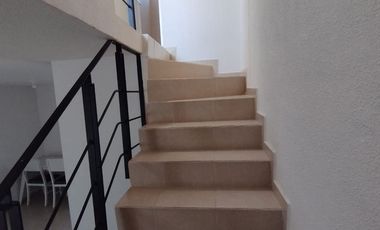 SE RENTA casa semi-amueblada en Villedos