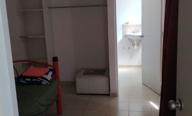 SE RENTA casa semi-amueblada en Villedos