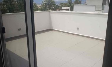 Casa en VENTA, Cumbres Puerta de Hierro