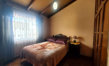 Casa NO Adosada Dentro de Conjunto en Venta al Sur de Quito Sector Santa Rita