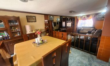 Casa NO Adosada Dentro de Conjunto en Venta al Sur de Quito Sector Santa Rita