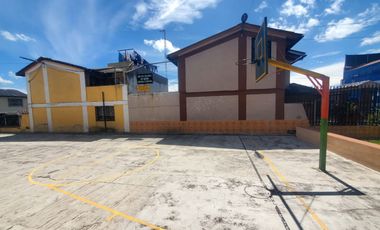 Casa NO Adosada Dentro de Conjunto en Venta al Sur de Quito Sector Santa Rita