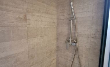 Edificio HOY ESTORIL 2D 2D en 56 mts y 16 de terraza, est y bodega