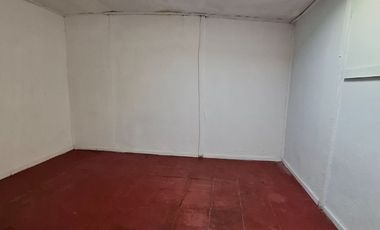 RECOLETA 145 m2 en 213 de terreno renovado. 3 accesos independientes