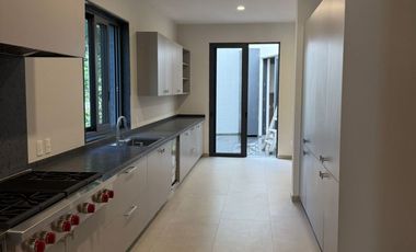 Casa en Venta en el Fraccionamiento El Coto - Puerta de Hierro en Zapopan, Jalisco