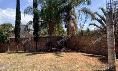 En venta amplia casa en Comonfort Guanajuato