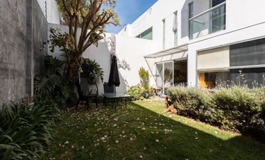Casa en Venta con 3 Recámaras en Privada Cerrada en La Atlixcáyotl.