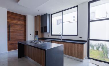 Casa 3 Recámaras en Lomas 1