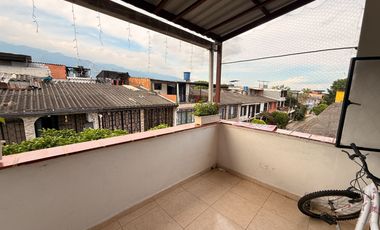 casa cerca cra 5 santa ana remodelada