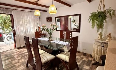casa cerca cra 5 santa ana remodelada