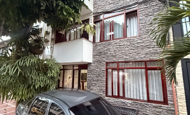 casa cerca cra 5 santa ana remodelada