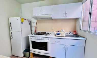 CASA AMUEBLADA EN RENTA EN FRACCIONAMIENTO LAS GARZAS CON ALBERCA EN ÁREA COMÚN