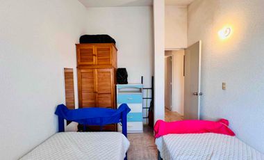 CASA AMUEBLADA EN RENTA EN FRACCIONAMIENTO LAS GARZAS CON ALBERCA EN ÁREA COMÚN