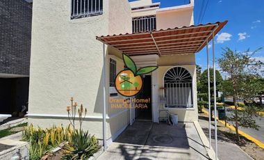 CASA EN VENTA EN FRACCIONAMIENTO GUADALUPE INN, ZAPOPAN
