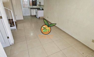 CASA EN VENTA EN FRACCIONAMIENTO GUADALUPE INN, ZAPOPAN