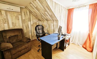 CASA 4 DORMITORIOS. 4 BAÑOS, CON AIRES ACONDICIONADOS, AMERICO VESPUCIO 2501, MAIPU