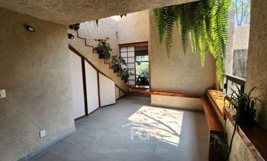 Casa en renta con amplio jardín | San Miguel Xicalco, Tlalpan | 1.100 m² de terreno