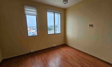 Arriendo oficina en centro de Puerto Montt 2 ambientes y baño piso 12 Edificio Cámara Chilena de la Construcción