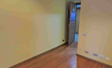 Arriendo oficina en centro de Puerto Montt 2 ambientes y baño piso 12 Edificio Cámara Chilena de la Construcción