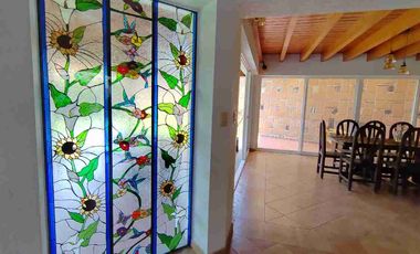 Casa en renta en fraccionamiento con vigilancia