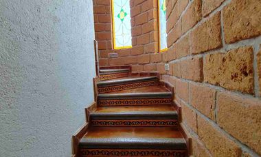 Casa en renta en fraccionamiento con vigilancia