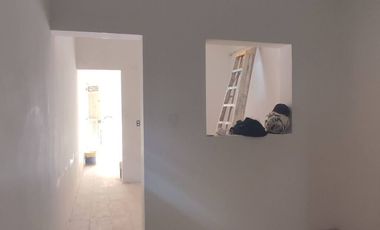 Venta Apartamento Primer Piso PH Manrique Central a una cuadra Frisby la 45