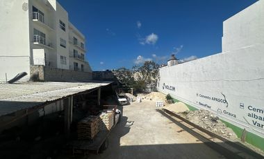 Edificio en venta en Av Juarez Playa del Carmen