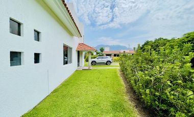 CASA CON 1000 MTS DE TERRENO EN FRACCIONAMIENTO EN SANTA INES