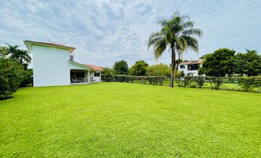 CASA CON 1000 MTS DE TERRENO EN FRACCIONAMIENTO EN SANTA INES