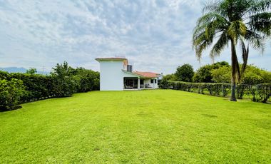 CASA CON 1000 MTS DE TERRENO EN FRACCIONAMIENTO EN SANTA INES