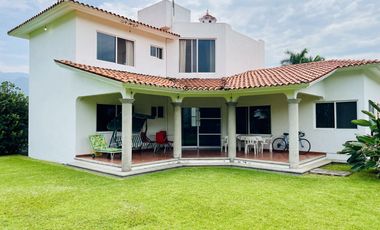 CASA CON 1000 MTS DE TERRENO EN FRACCIONAMIENTO EN SANTA INES