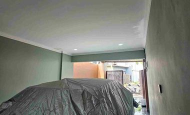 Rumah baru jadi dalam kompleks condet